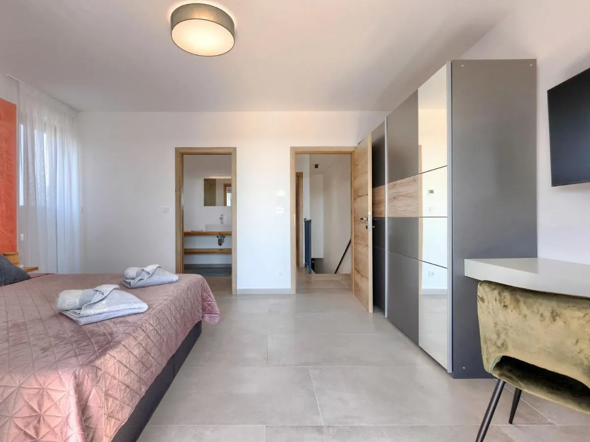 Holiday Home Villa Mi By Interhome Pula 0*,